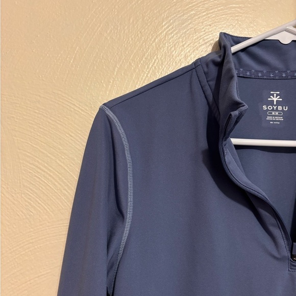 Soybu Charcoal Gray Activewear Top - Picture 5 of 7